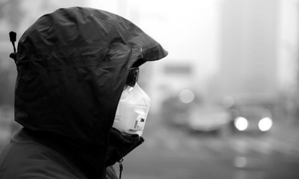 我國全面實(shí)施煤炭消費(fèi)控制，大力發(fā)展可再生資源11