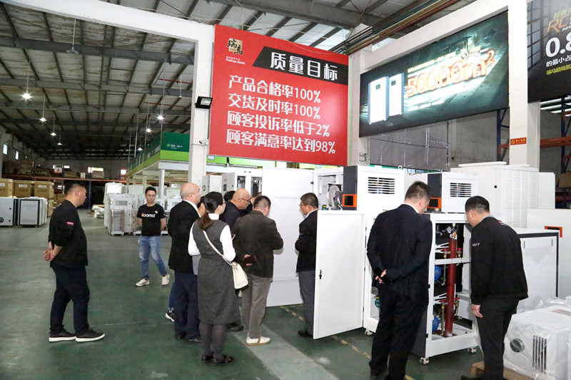 熱烈歡迎河南舒適家行業(yè)聯(lián)盟領導蒞臨廣東瑞馬參觀指導 熱烈歡迎河南舒適家行業(yè)聯(lián)盟領導蒞臨廣東瑞馬參觀指導